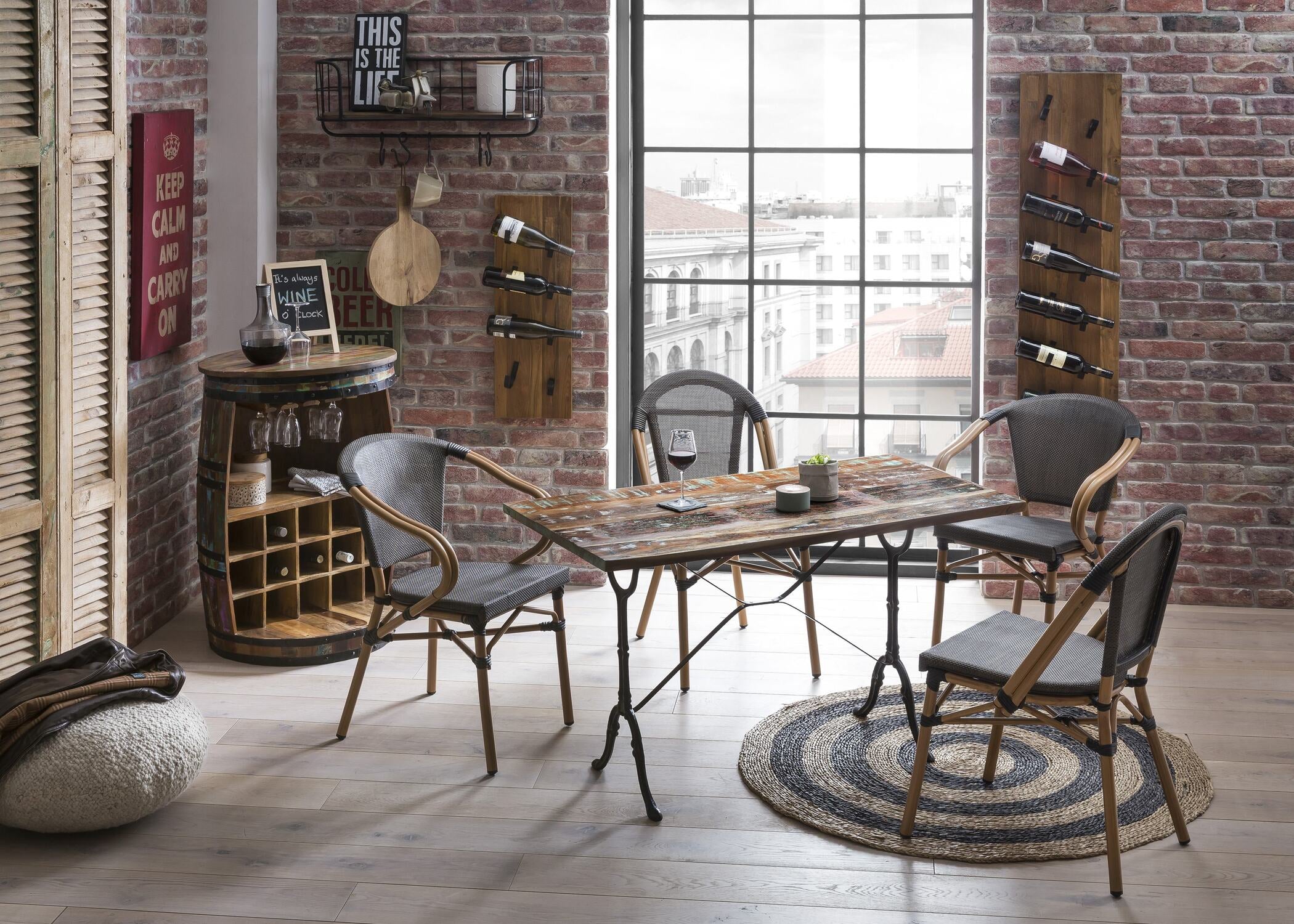 TPFLiving Tisch 120x65 cm Platte Altholz, Gestell Gusseisen Platte bunt lackiert, Gestell schwarz TPFLiving Tisch 120x65 cm Platte Altholz, Gestell Gusseisen Platte bunt lackiert, Gestell schwarz