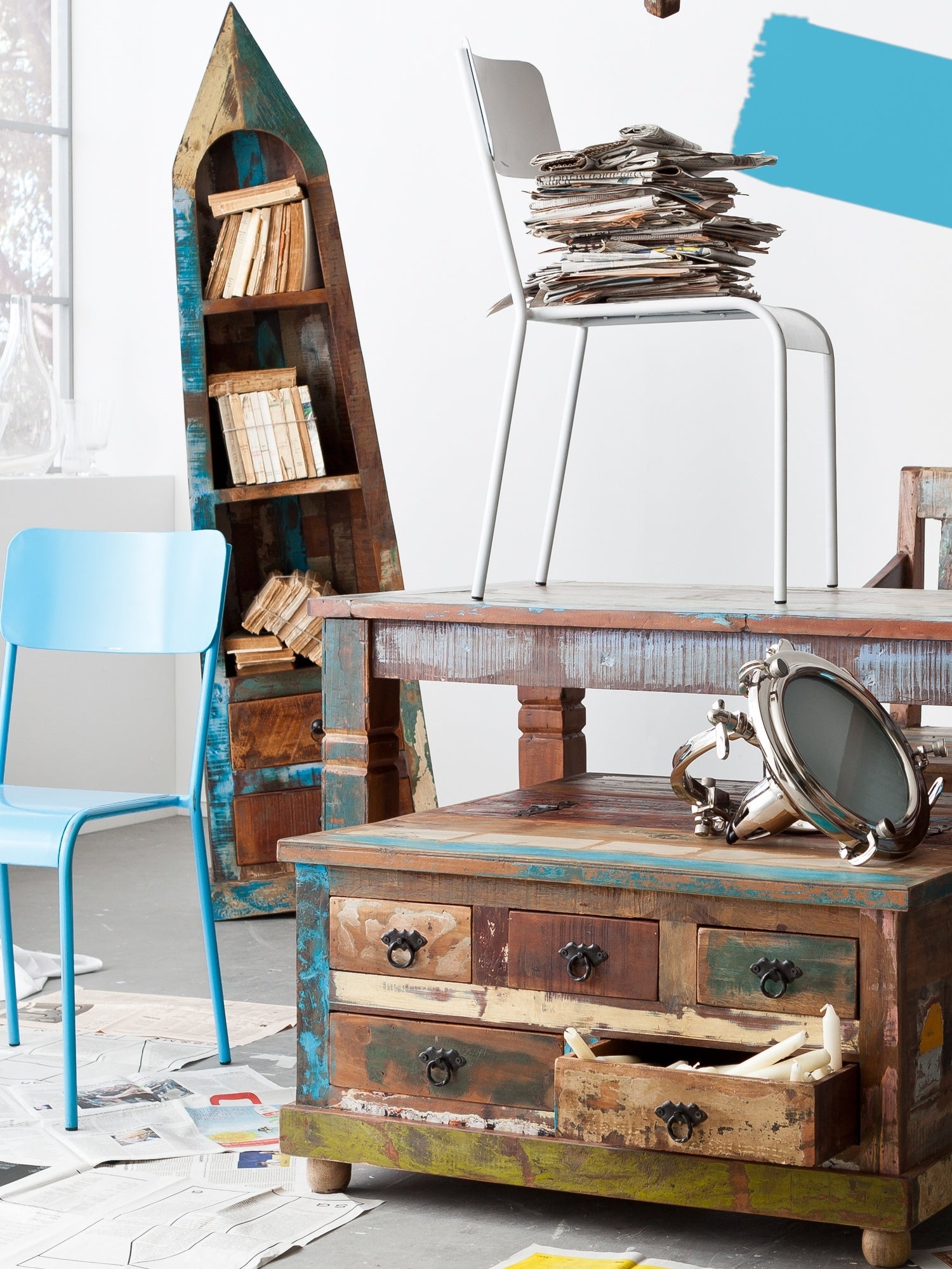 TPFLiving Tisch 140x70 cm Valdez Altholz mit starken Gebrauchsspuren, lackiert bunt TPFLiving Tisch 140x70 cm Valdez Altholz mit starken Gebrauchsspuren, lackiert bunt