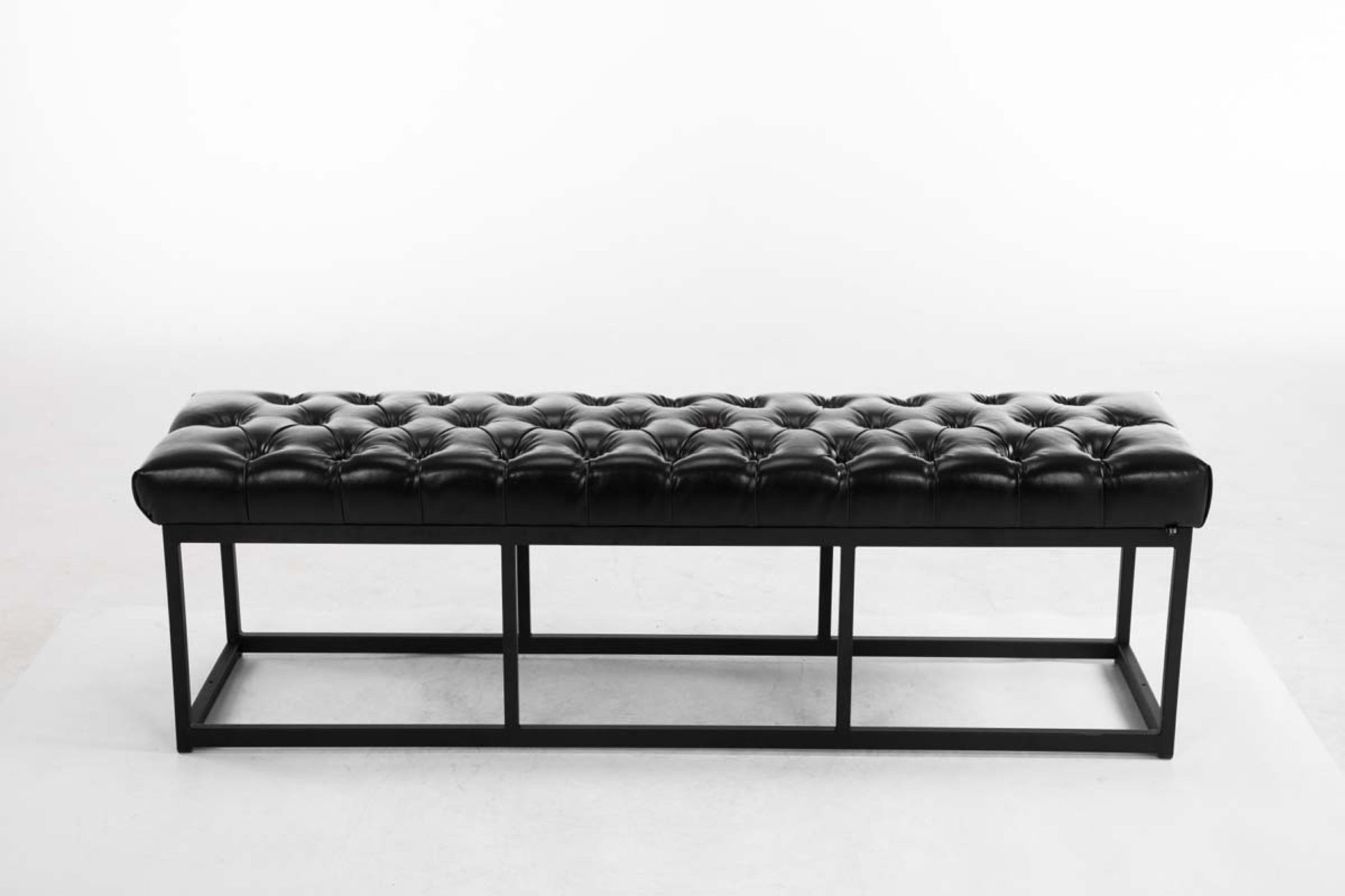 TPFLiving Sitzbank Amor Kunstleder - Gestell matt schwarz - 150 TPFLiving Sitzbank Amor Kunstleder - Gestell matt schwarz - 150