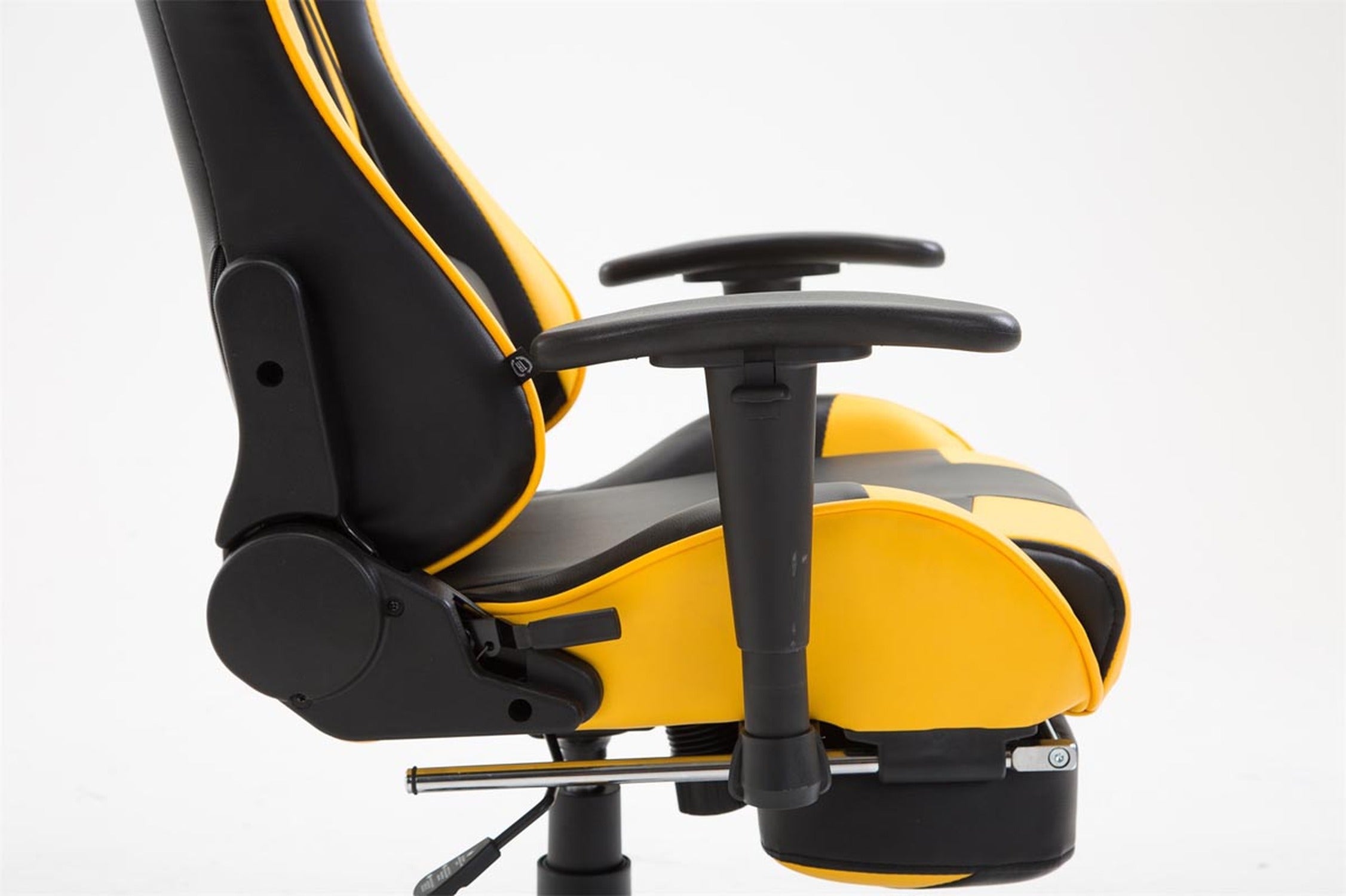 TPFLiving Bürostuhl Boack Kunstleder mit Fußablage TPFLiving Bürostuhl Boack Kunstleder mit Fußablage