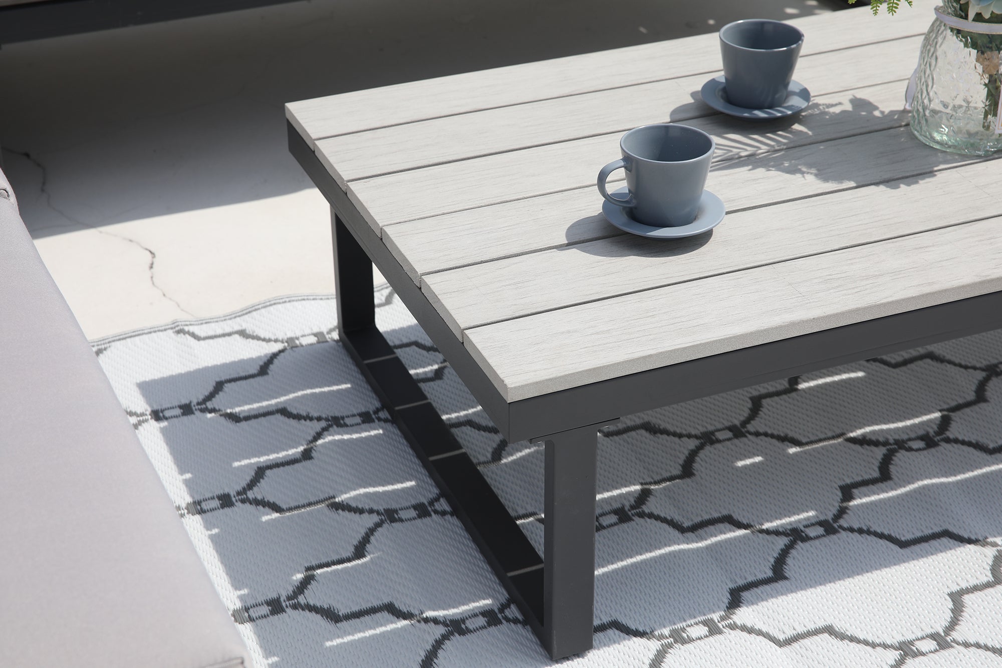 TPFGarden Gartenlounge-Set Yanda Ecksofa, 1 Couchtisch, 5 Sitzkissen, 6 Rückenkissen TPFGarden Gartenlounge-Set Yanda Ecksofa, 1 Couchtisch, 5 Sitzkissen, 6 Rückenkissen