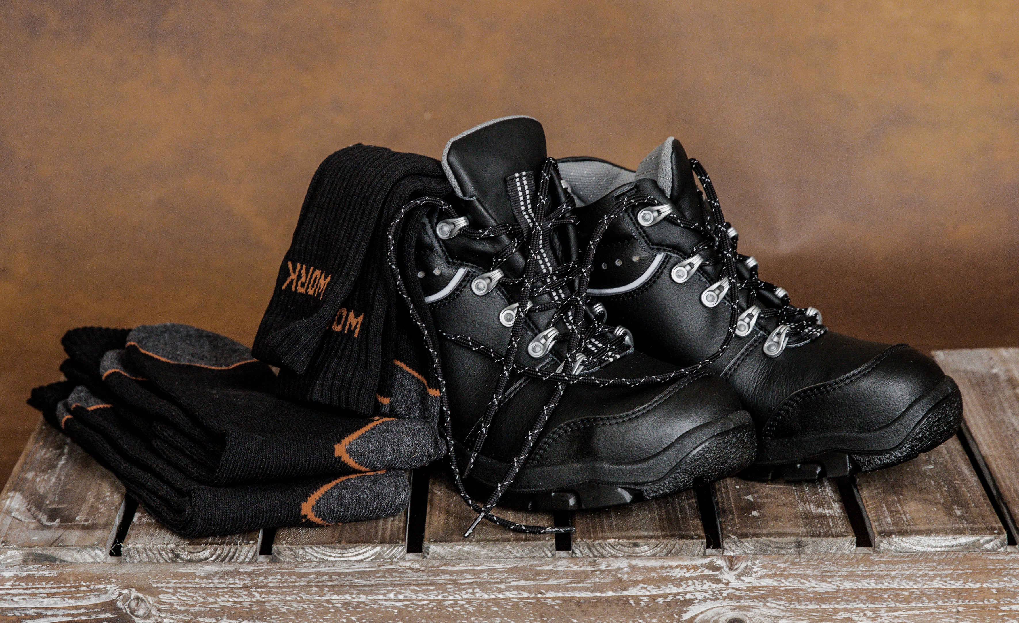 Paolo Renzo® Arbeitssocken 3/6/12/18 oder 36 Paar - Größen 39/42 und 43/46 Paolo Renzo® Arbeitssocken 3/6/12/18 oder 36 Paar - Größen 39/42 und 43/46