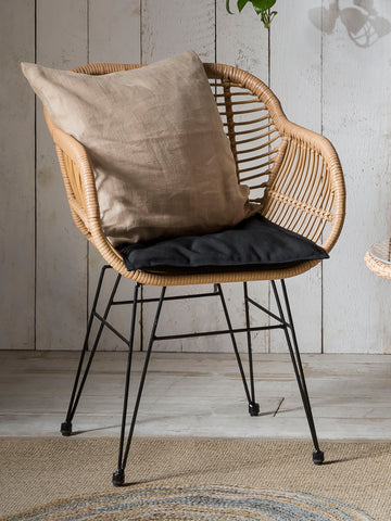 TPFGarden Sitzgruppe MARTINA 2 Stühle, 2 Sitzkissen, 1 Beistelltisch TPFGarden Sitzgruppe MARTINA 2 Stühle, 2 Sitzkissen, 1 Beistelltisch