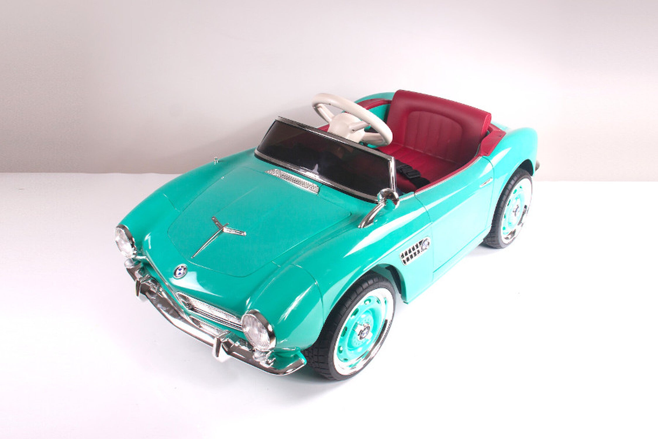 TPFLiving Elektro-Kinderauto BMW 507 Oldtimer - Kinderauto - Elektroauto - Ledersitz und Sicherheitsgurt TPFLiving Elektro-Kinderauto BMW 507 Oldtimer - Kinderauto - Elektroauto - Ledersitz und Sicherheitsgurt