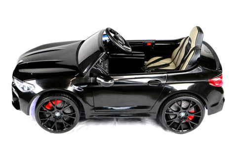 TPFLiving Elektro-Kinderauto BMW M5 Drift Version schwarz - Kinderauto - Elektroauto - Ledersitz und Sicherheitsgurt TPFLiving Elektro-Kinderauto BMW M5 Drift Version schwarz - Kinderauto - Elektroauto - Ledersitz und Sicherheitsgurt