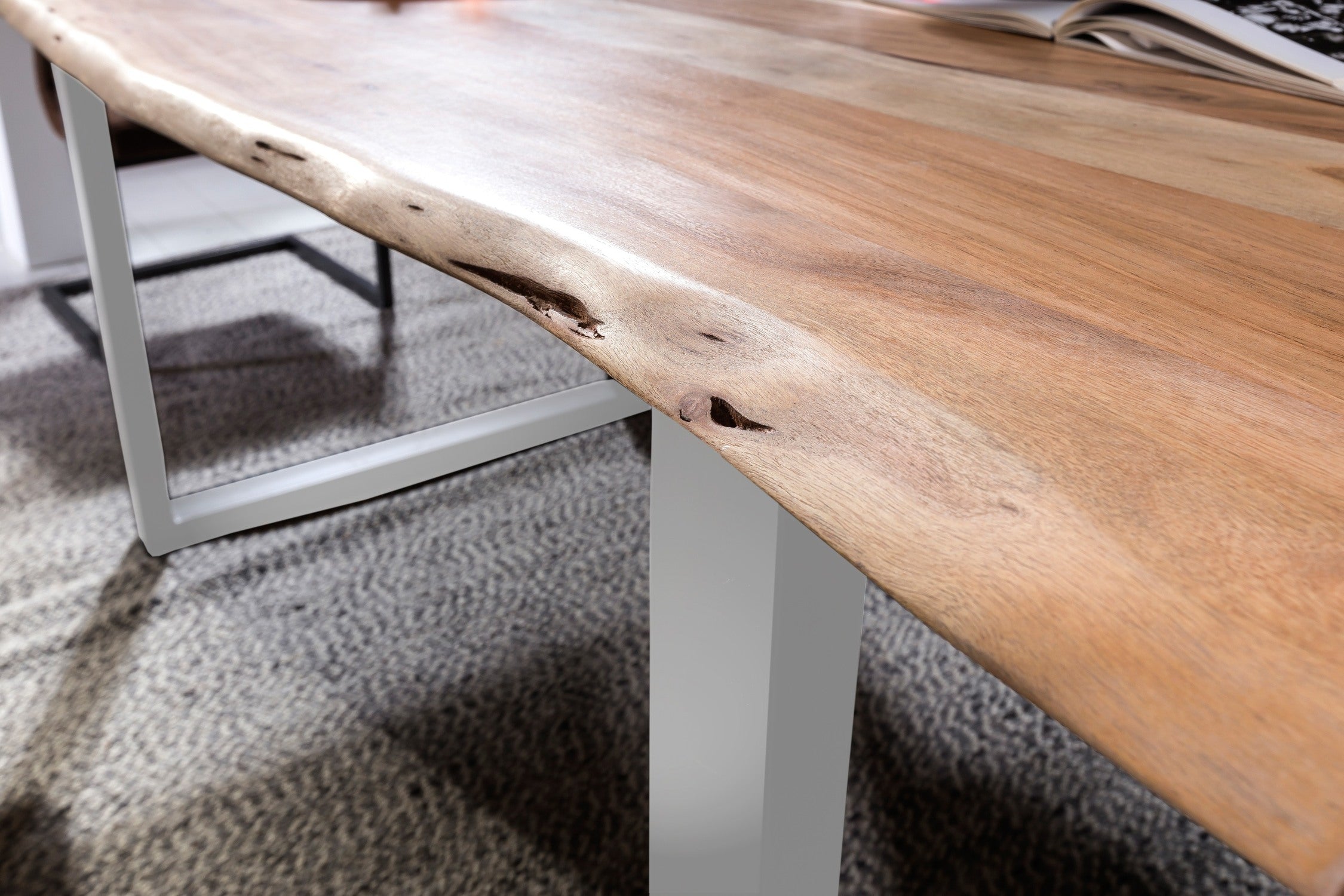 TPFLiving Tisch 200 x 100 cm Platte Akazie, Gestell Stahl Platte natur, Gestell silber lackiert