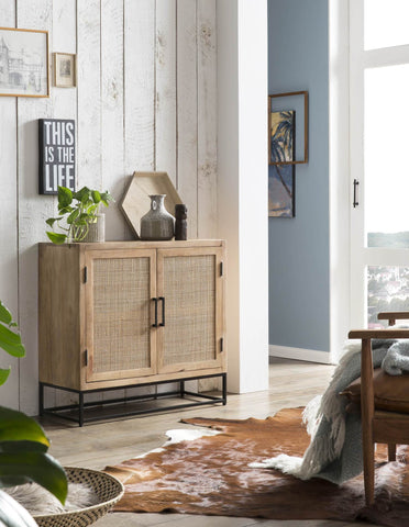 TPFLiving Kommode Montreal Mango lackiert mit Rattan-Front, Gestell Metall natur, Gestell schwarz