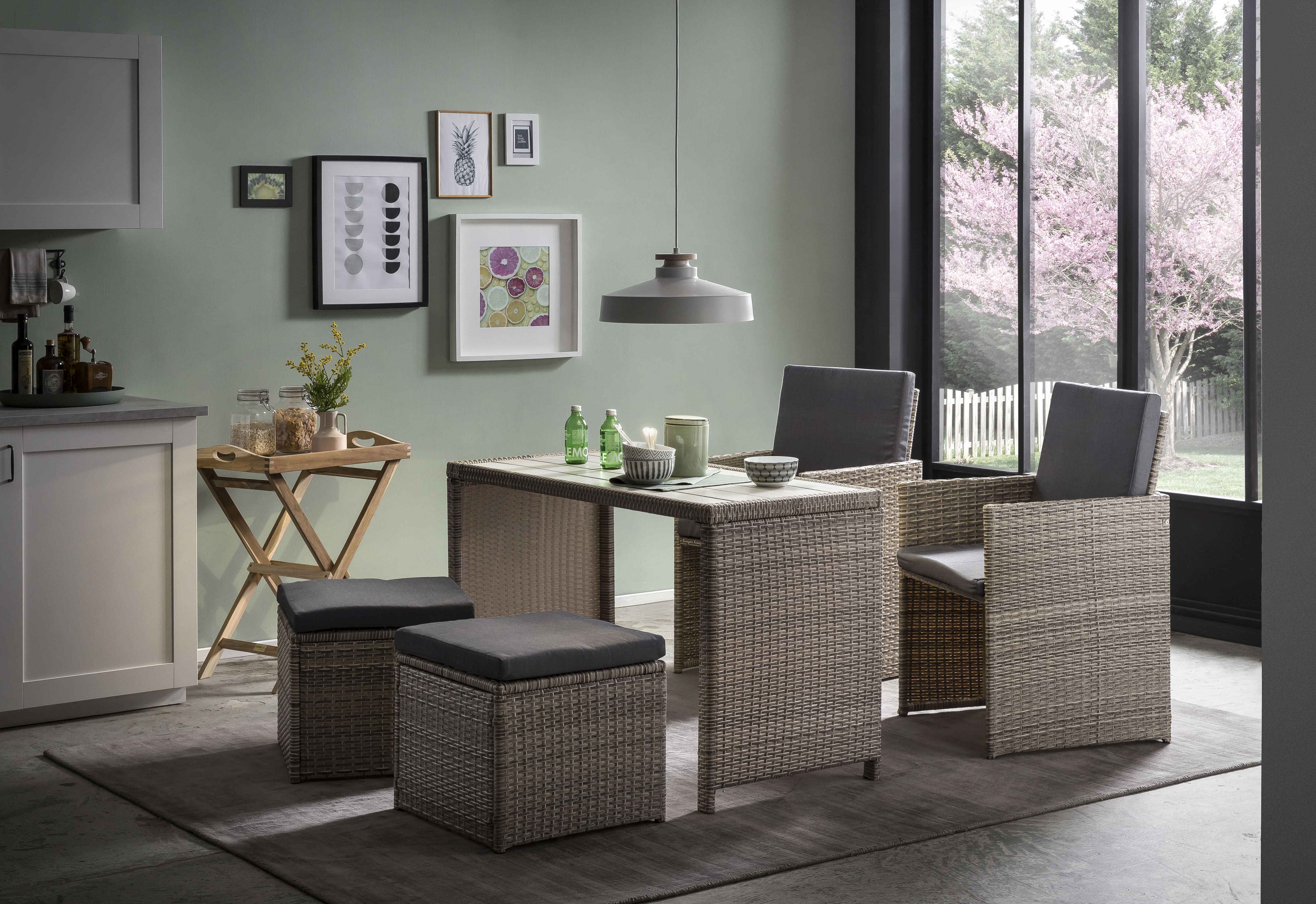 TPFGarden Sitzgruppe MARTINI 2 Stühle, 2 Hocker, 4 Sitzkissen+2 Rückenkissen, 1 Tisch