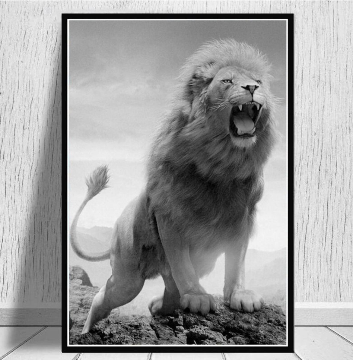 TPFLiving Poster Leinwand / Majestätischer Löwe - Löwenfamilie mit schwarzem und grauem Hintergrund / Verschiedene Größen - OHNE Rahmen - Modell JB1215-A