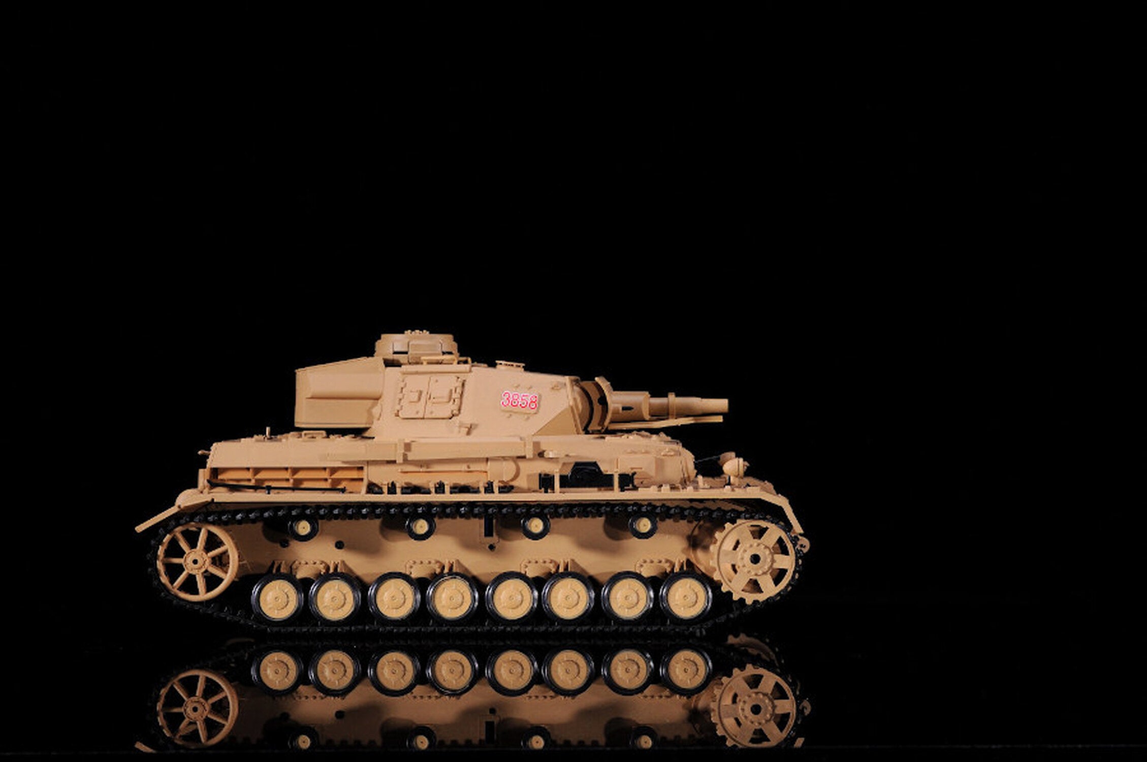 TPFLiving RC-Panzer Kampfwagen IV Ausf.F-1 V6.0 mit Schussfunktion - Sound und Rauch - Maßstab: 1:16