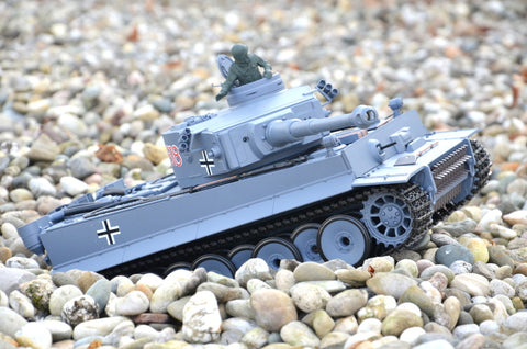 TPFLiving RC-Panzer German Tiger I 7-0 RC Panzer ferngesteuert - Panzer mit Schussfunktion, Stahlgetriebe und Kettenantrieb - Rauch und Sound - Maßstab 1:16